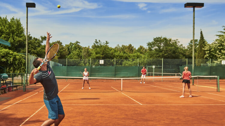 Hannes Zischka Sportreisen; Tennistraining, Kroatien, Tennis; MEER TENNIS in Rovinj