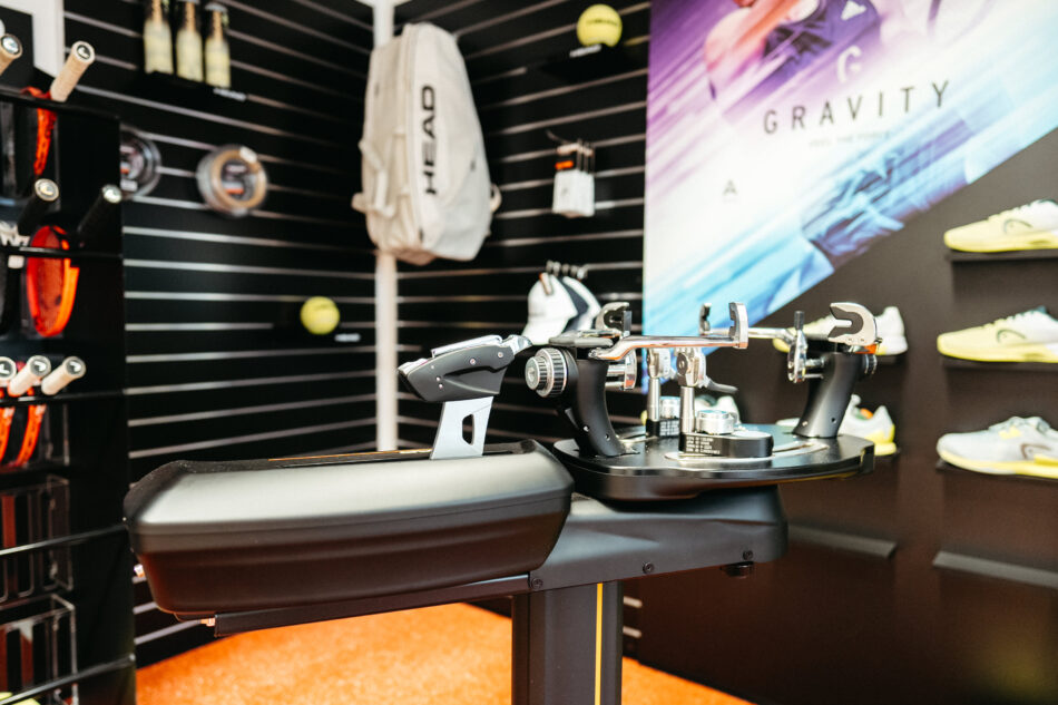 Zischka HEAD Pro Shop Zubehör Kleidung und Schuhe