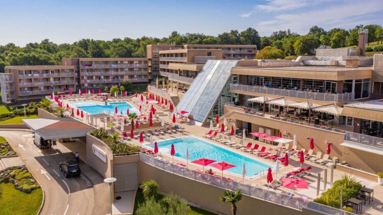 Hannes Zischka Sportreisen; Tennistraining, Tenniscamp, Kroatien, Tennis; MEER TENNIS im Hotel Molindrio