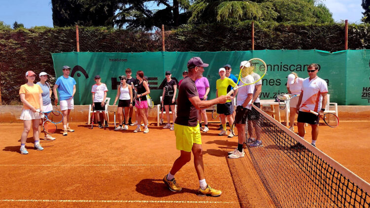 Hannes Zischka Sportreisen; Tennistraining, Kroatien, Tennis; MEER TENNIS