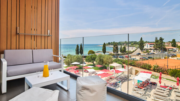 Hannes Zischka Sportreisen; Tennistraining, Tenniscamp, Kroatien, Tennis; MEER TENNIS im Park Resort