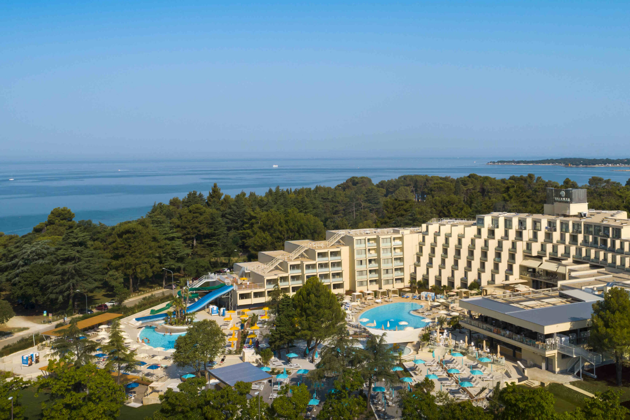 Hannes Zischka Sportreisen; Tennistraining, Tenniscamp, Kroatien, Tennis; MEER TENNIS im Valamar Parentino Hotel in Porec