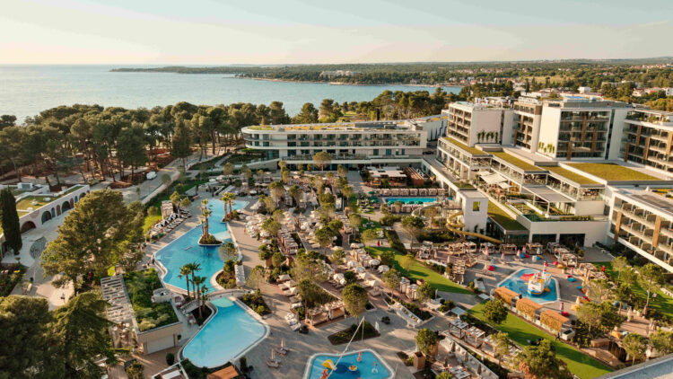 Hannes Zischka Sportreisen; Tennistraining, Tenniscamp, Kroatien, Tennis; MEER TENNIS im Pical Resort Porec